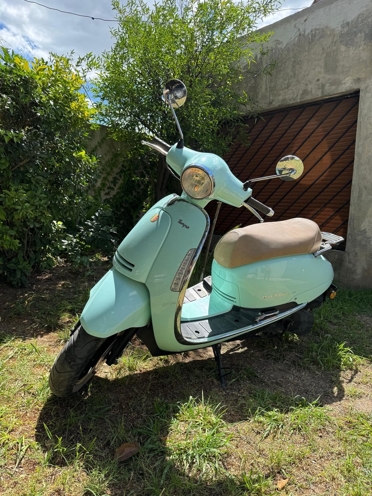 Beta Tempo 150 mint, vista frontal tres cuartos